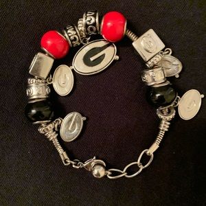 Georgia Bulldog Bracelet. Never been worn. Purchased to big.